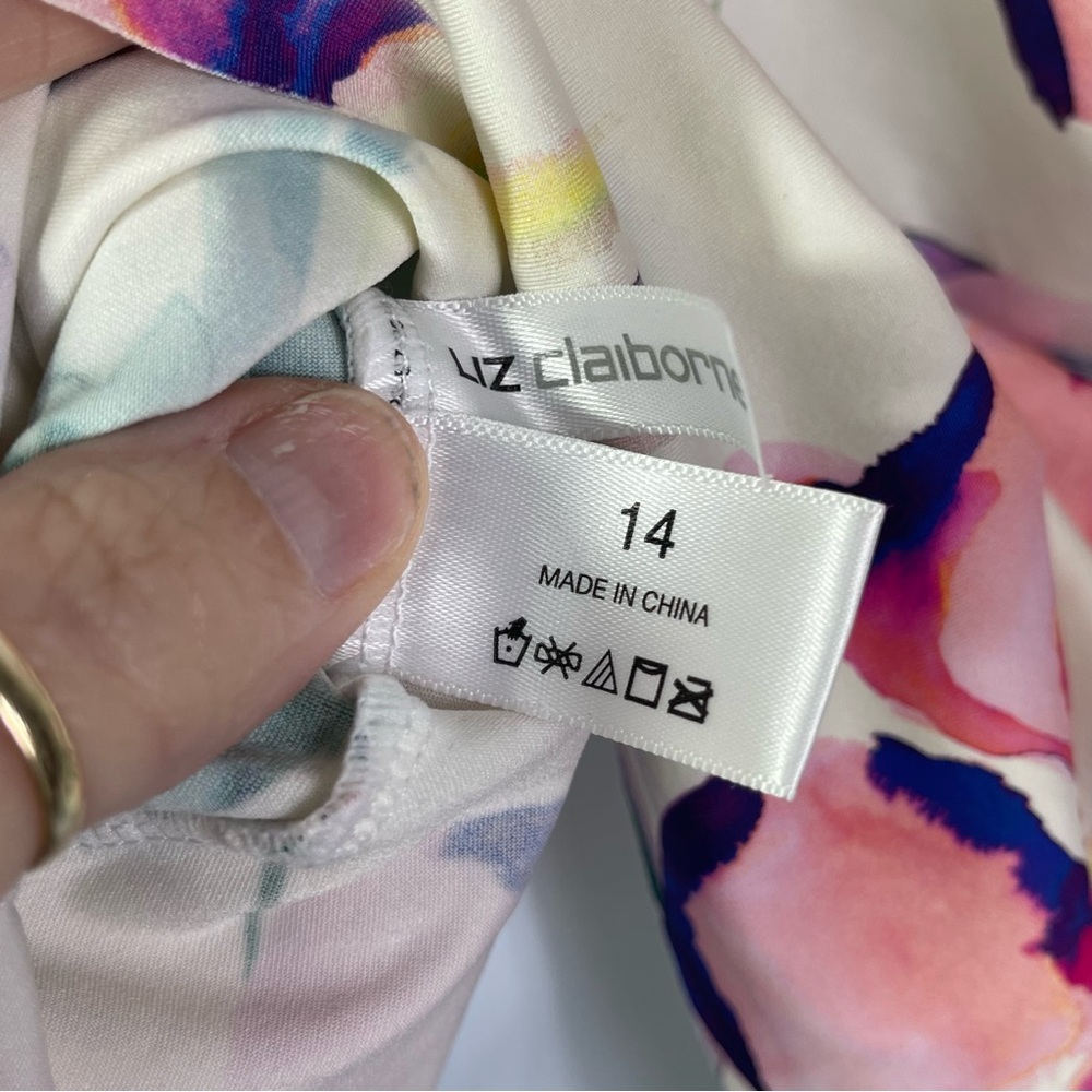 Flower Print Tankini Swim Top - Picture 2 of 5